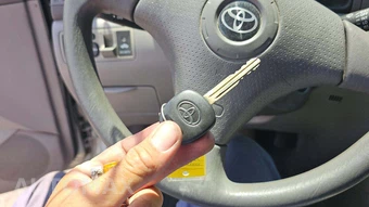 2006 Toyota Corolla CE – miniatura 19