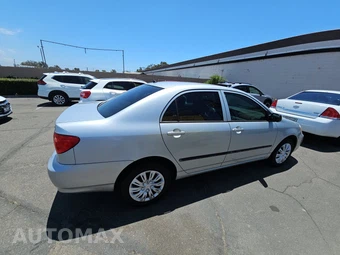 2006 Toyota Corolla CE – miniatura 4
