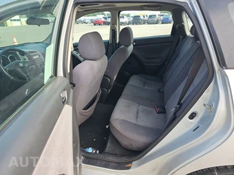 2006 Toyota Matrix – miniatura 13
