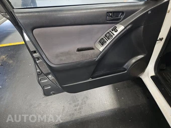 2006 Toyota Matrix – miniatura 9