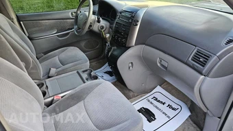 2006 Toyota Sienna 119.3" WB - miniatura 16