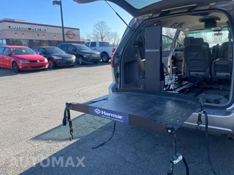 2006 Toyota Sienna 119.3" WB - miniatura 23