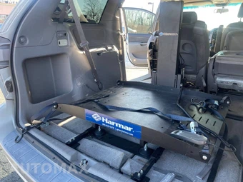 2006 Toyota Sienna 119.3" WB - miniatura 25