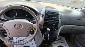 2006 Toyota Sienna 119.3" WB - miniatura 26