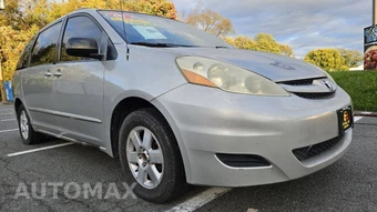2006 Toyota Sienna 119.3" WB - miniatura 5
