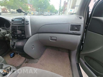 2006 Toyota Sienna LE Minivan 119.3" WB – miniatura 20