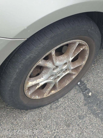 2006 Toyota Sienna LE Minivan 119.3" WB – miniatura 27