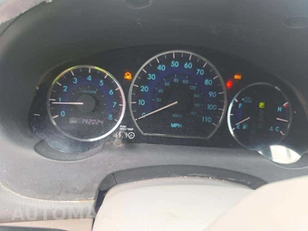 2006 Toyota Sienna LE Minivan 119.3" WB – miniatura 9