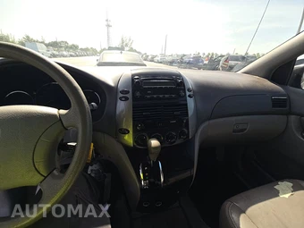 2006 Toyota Sienna LE Minivan 7-Passenger 119.3" WB – miniatura 11