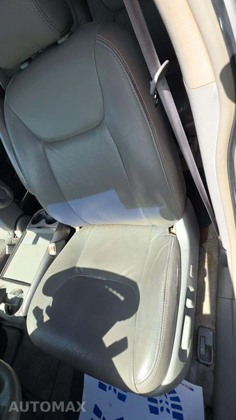 2006 Toyota Sienna LE Minivan 7-Passenger 119.3" WB – miniatura 36