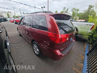 2006 Toyota Sienna LE Minivan 7-Passenger 119.3" WB - miniatura 2