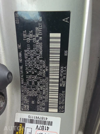 2006 Toyota Sienna LE Minivan 7-Passenger 119.3" WB - miniatura 15