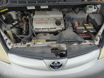 2006 Toyota Sienna LE Minivan 7-Passenger 119.3" WB - miniatura 16