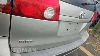 2006 Toyota Sienna LE Minivan 7-Passenger 119.3" WB - miniatura 37