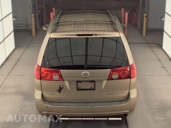2006 Toyota Sienna XLE Minivan 7-Passenger 119.3" WB - miniatura 5