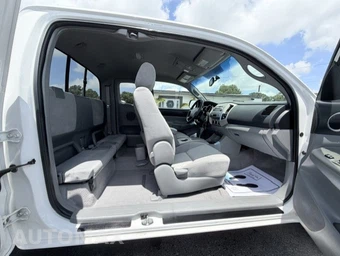2006 Toyota Tacoma Extended Cab Medium Bed w/Rear Doors - miniatura 17