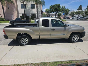 2006 Toyota Tacoma Extended Cab Medium Bed w/Rear Doors - miniatura 4