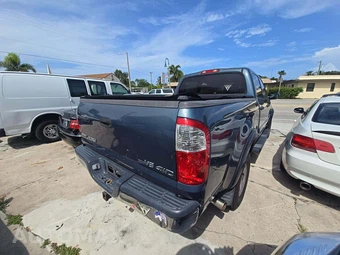 2006 Toyota Tundra SR5 Crew Cab Medium Bed - miniatura 3