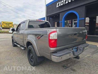 2006 Toyota Tundra SR5 Crew Cab Medium Bed - miniatura 2