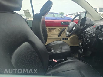 2006 Volkswagen New Beetle Convertible - miniatura 8