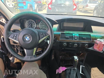 2007 BMW 5 Series Sedan 530xi – miniatura 11