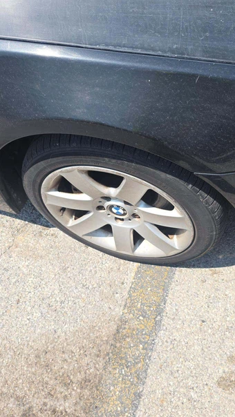 2007 BMW 5 Series Sedan 530xi – miniatura 29