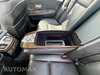 2007 BMW 7 Series Sedan 750i - miniatura 19