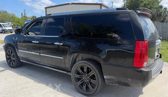 2007 Cadillac Escalade ESV – miniatura 2