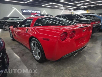 2007 Chevrolet Corvette Coupe - miniatura 2