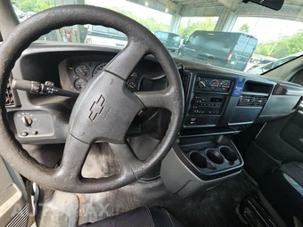 2007 Chevrolet Express 2500 Cargo Van 1WT 135.0" WB - miniatura 11