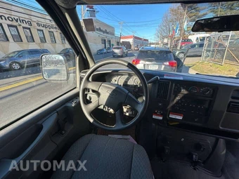 2007 Chevrolet Express 3500 Cargo Van 1WT 155.0" WB - miniatura 11