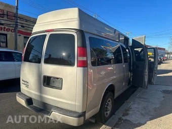2007 Chevrolet Express 3500 Cargo Van 1WT 155.0" WB - miniatura 5
