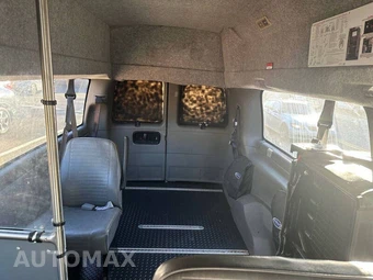 2007 Chevrolet Express 3500 Cargo Van 1WT 155.0" WB - miniatura 7