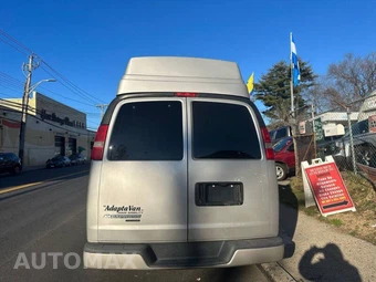 2007 Chevrolet Express 3500 Cargo Van 1WT 155.0" WB - miniatura 8
