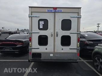 2007 Chevrolet Express 3500 Cutaway 1WT 9600 GVWR - miniatura 5