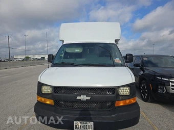 2007 Chevrolet Express 3500 Cutaway 1WT 9600 GVWR - miniatura 2