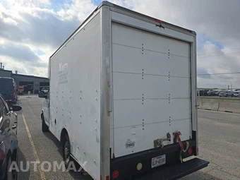 2007 Chevrolet Express 3500 Cutaway 1WT 9600 GVWR - miniatura 6