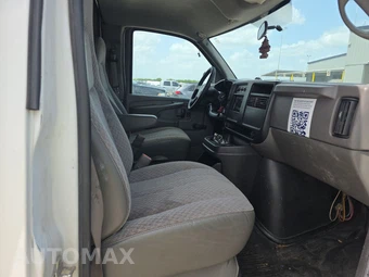 2007 Chevrolet Express 3500 Cutaway 1WT 9600 GVWR - miniatura 8