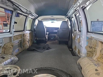 2007 Chevrolet Express 3500 Passenger Van 135.0" WB - miniatura 13