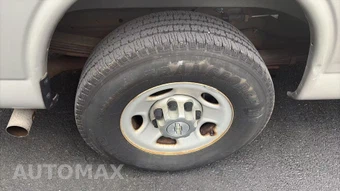 2007 Chevrolet Express 3500 Passenger Van 155.0" WB - miniatura 11