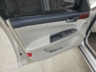 2007 Chevrolet Impala LT – miniatura 9