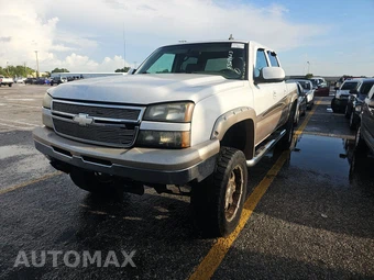 2007 Chevrolet Silverado 1500 Classic LT Crew Cab Short Bed 3LT - samochód z USA z aukcji Manheim, oferta Kup Teraz w AUTOMAX