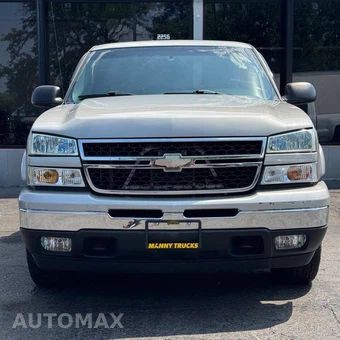 2007 Chevrolet Silverado 1500 Classic LT Extended Cab Medium Bed 1LT w/Rear Doors - miniatura 2