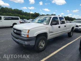 2007 Chevrolet Silverado 2500HD Classic LT Crew Cab Long Bed 2LT