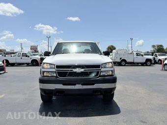 2007 Chevrolet Silverado 2500HD Classic WT Extended Cab Medium Bed 1WT w/Rear Doors - miniatura 2