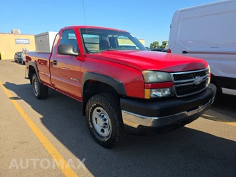 2007 Chevrolet Silverado 2500HD Classic WT Regular Cab Long Bed 1WT – miniatura 3