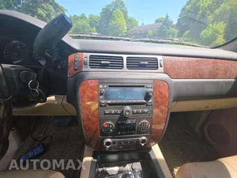 2007 Chevrolet Suburban 1500 LT – miniatura 10