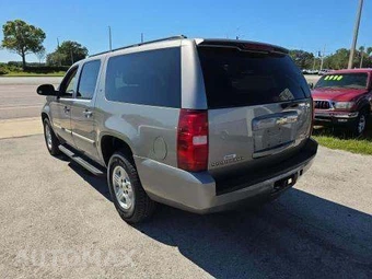 2007 Chevrolet Suburban 1500 LT – miniatura 2
