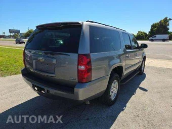 2007 Chevrolet Suburban 1500 LT – miniatura 3