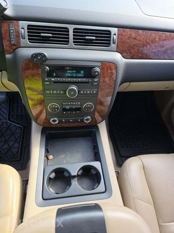 2007 Chevrolet Suburban 1500 LT - miniatura 10
